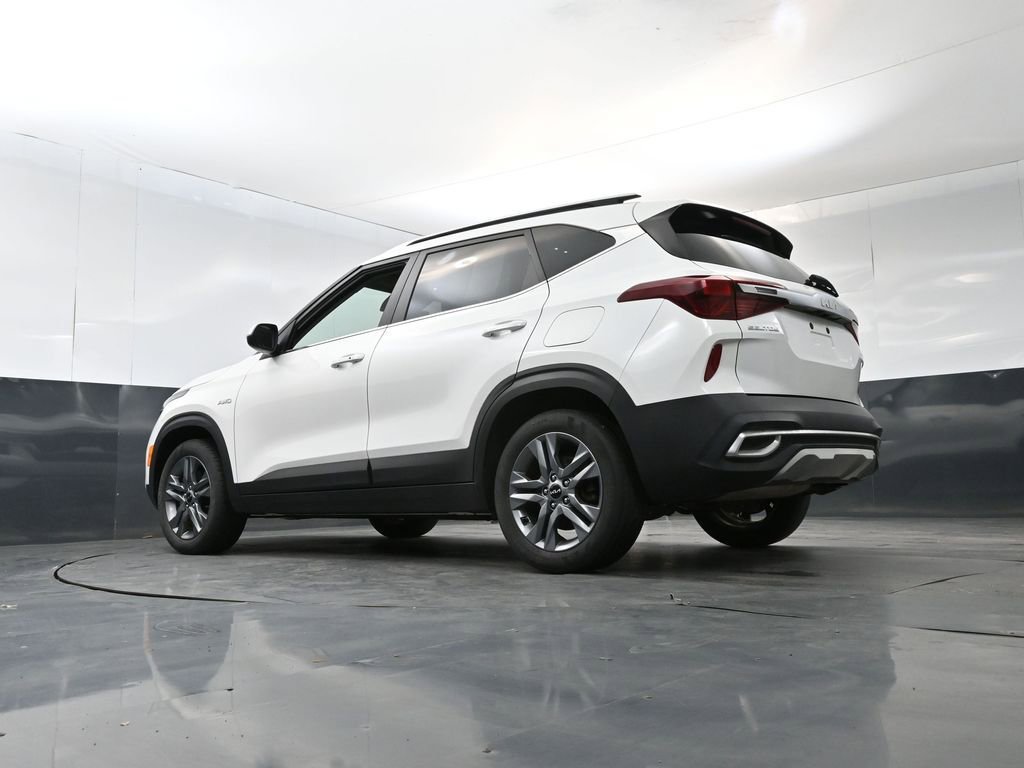 Used 2022 Kia Seltos S AWD/4WD image 21