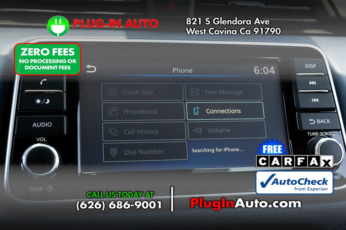 Used 2024 Nissan Versa SV w/ Trunk Package FWD image 22