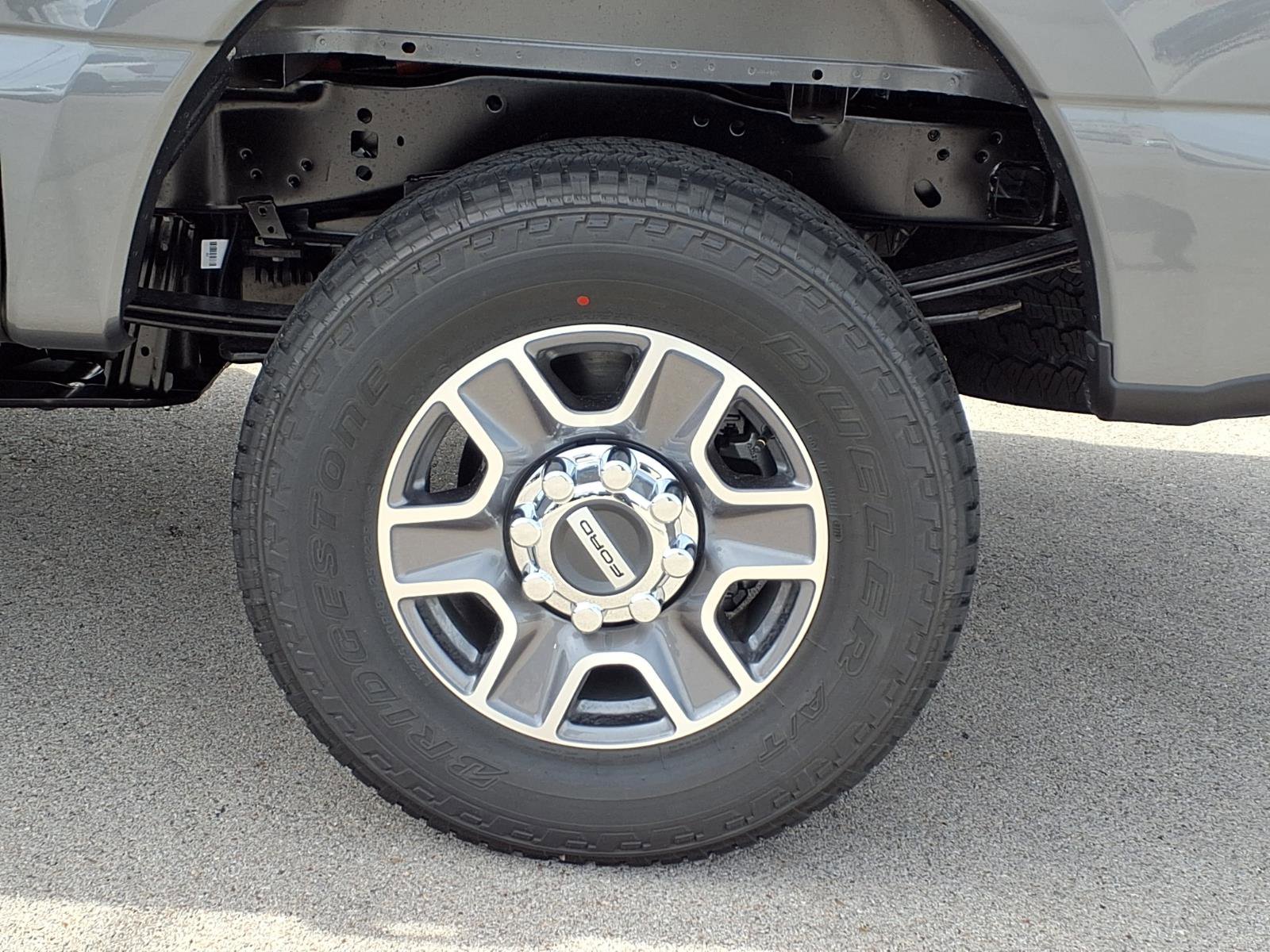 New 2026 Ford F250 Lariat w/ Lariat Premium Package image 12