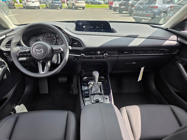 New 2025 MAZDA CX-30 AWD 2.5 S w/ Preferred Package image 2