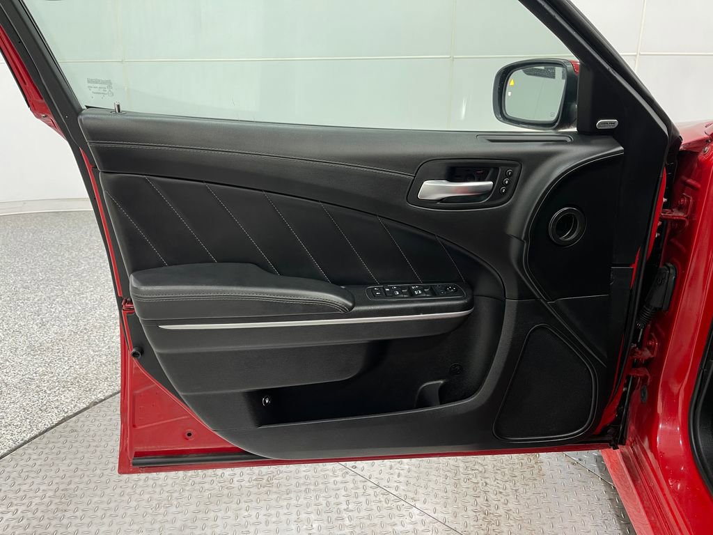 Used 2019 Dodge Charger Scat Pack w/ Dynamics Package image 15