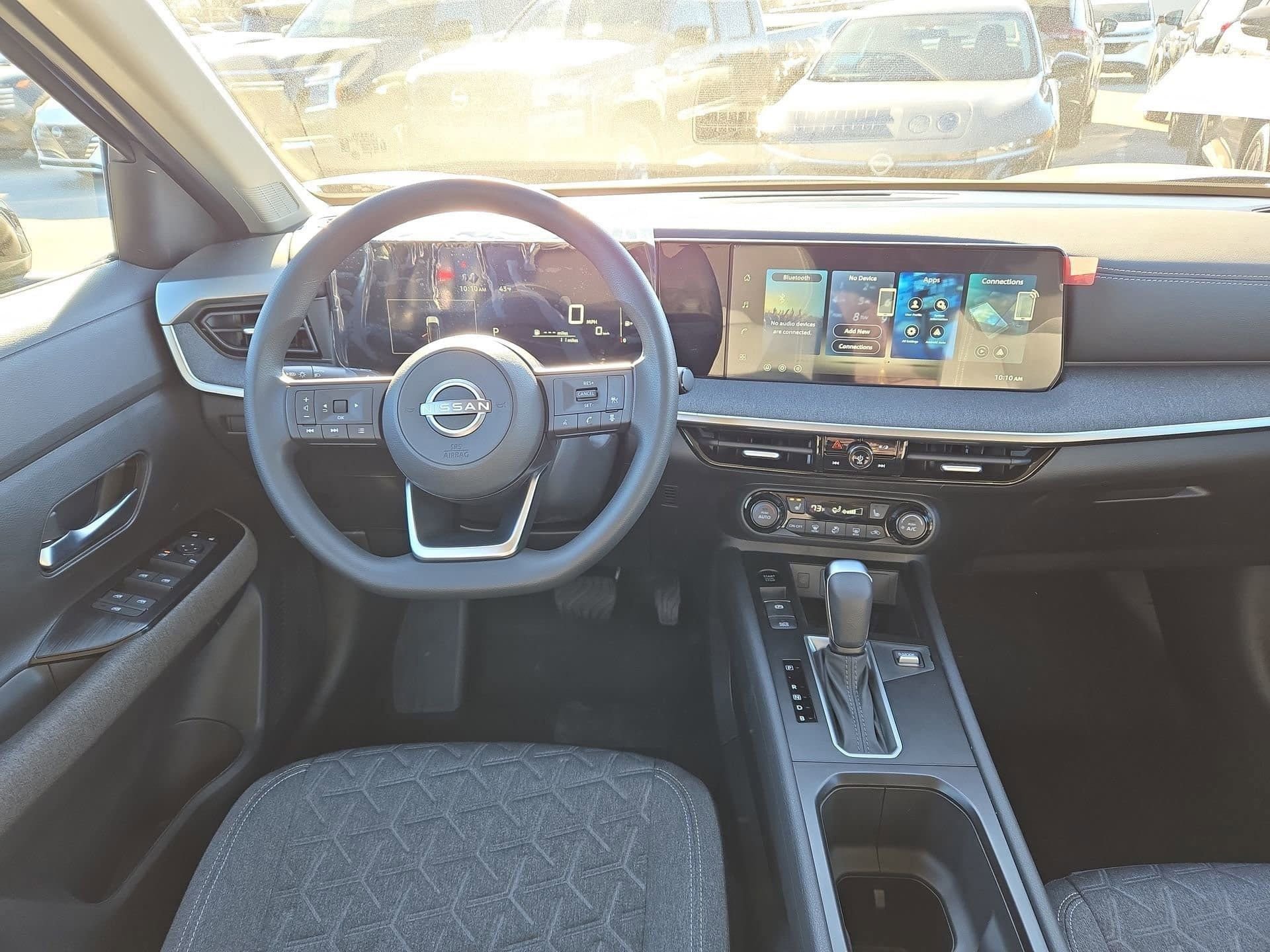 New 2026 Nissan Kicks SV w/ SV Premium Package FWD image 13