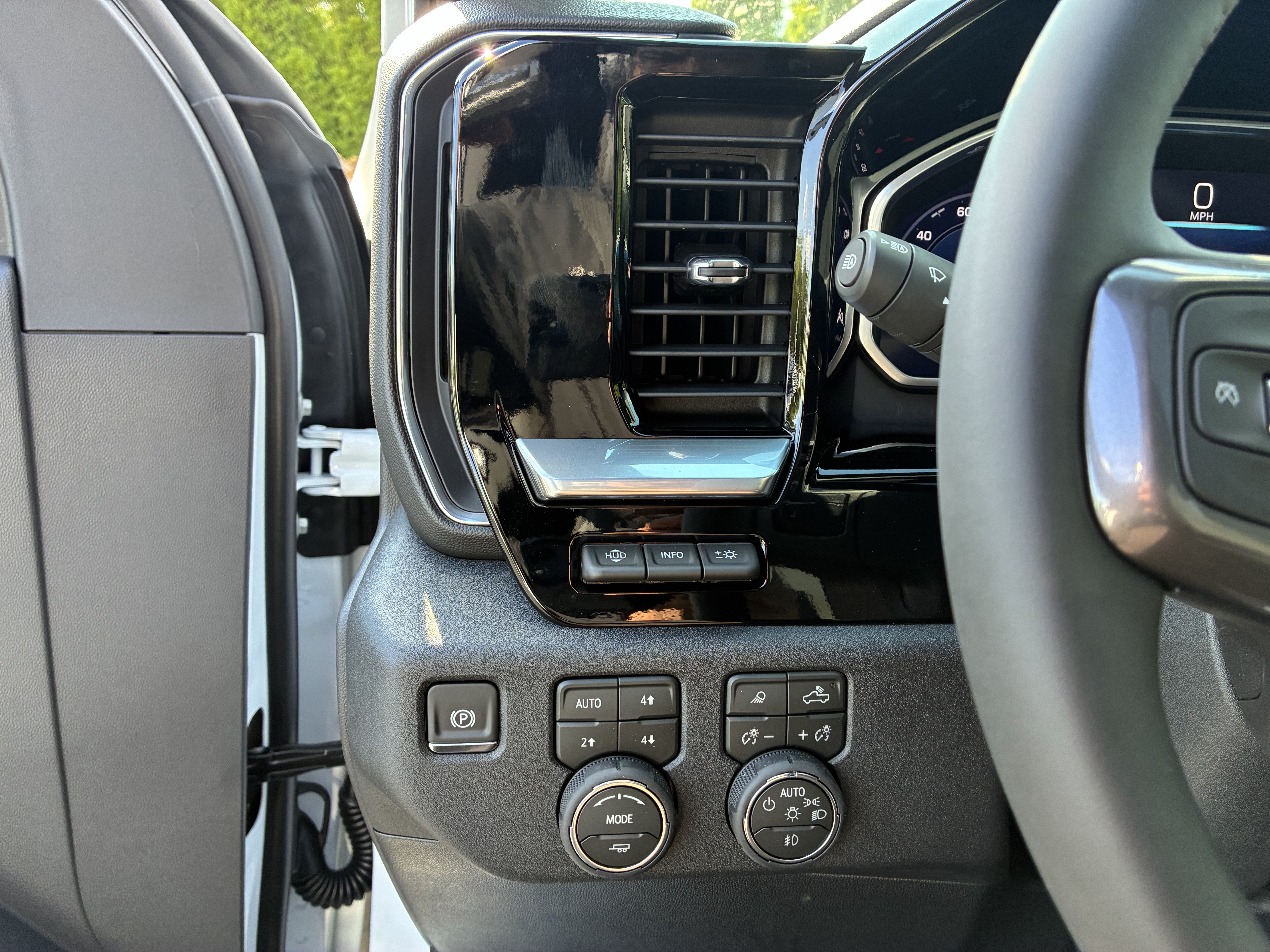 New 2026 Chevrolet Silverado 3500 High Country w/ Technology Package AWD/4WD image 30