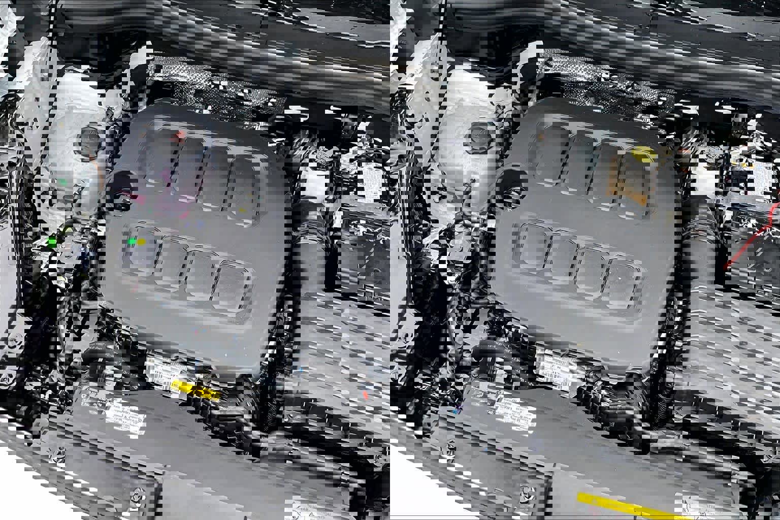 New 2026 Volkswagen Tiguan SE R-Line image 17