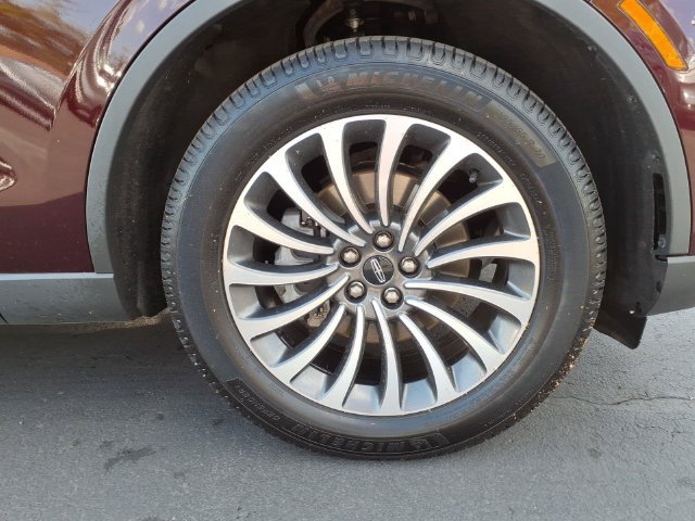 Used 2021 Lincoln Aviator Reserve w/ Elements Package Plus AWD/4WD image 9