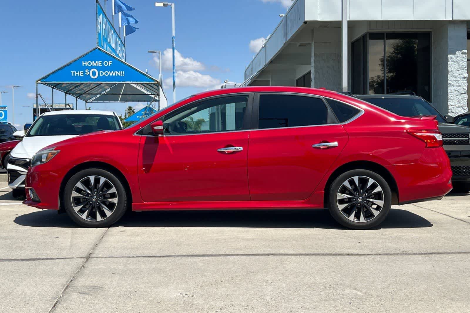 Used 2016 Nissan Sentra SR w/ Driver's Assist Package FWD image 6