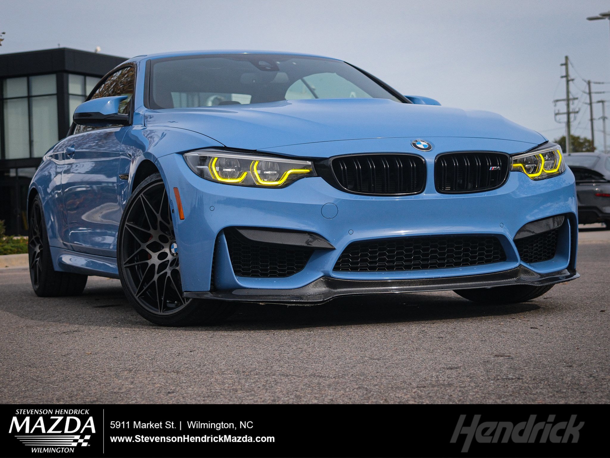 Used 2018 BMW M4 Convertible image 1