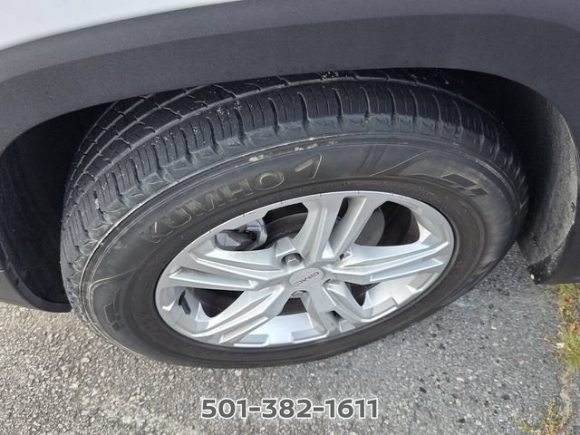 Used 2024 GMC Terrain SLE FWD image 7