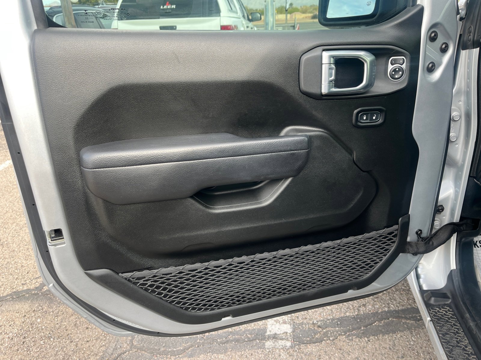 Certified 2022 Jeep Gladiator Sport image 13