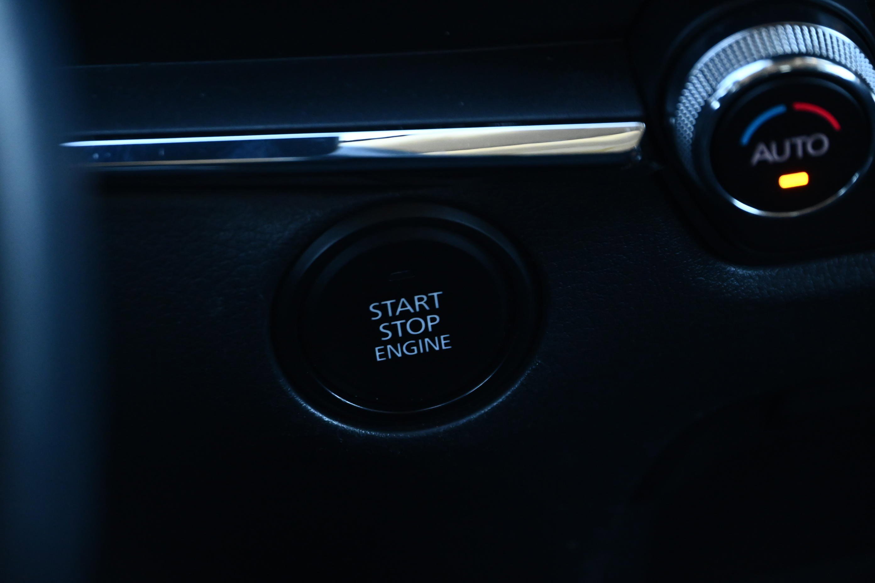 Used 2020 MAZDA CX-30 AWD w/ Premium Package image 23