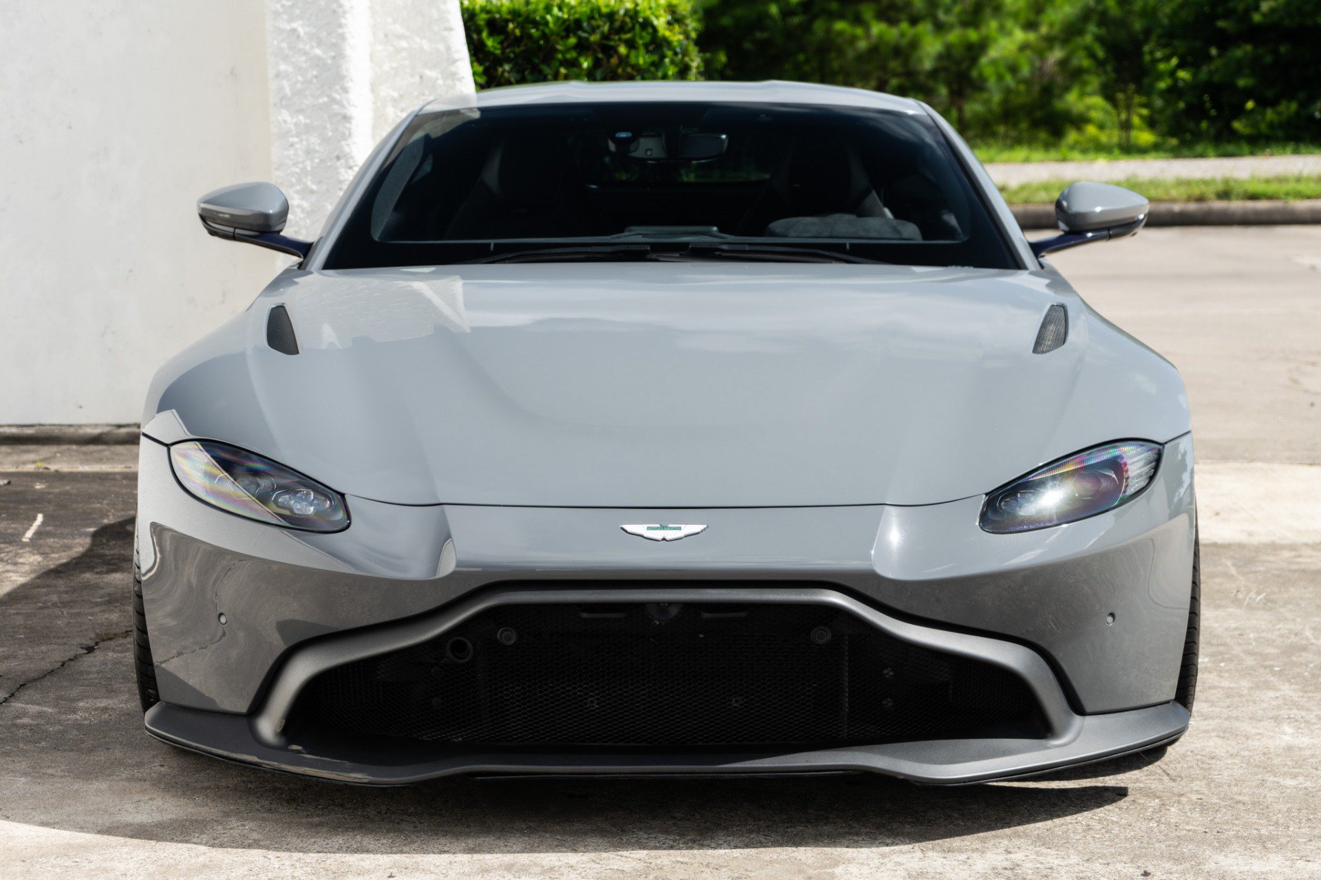 Used 2020 Aston Martin V8 Vantage Coupe RWD image 14