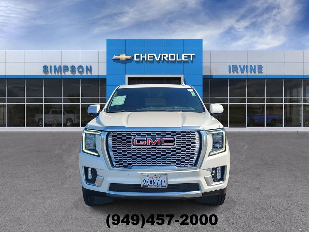 Used 2024 GMC Yukon Denali AWD/4WD image 3