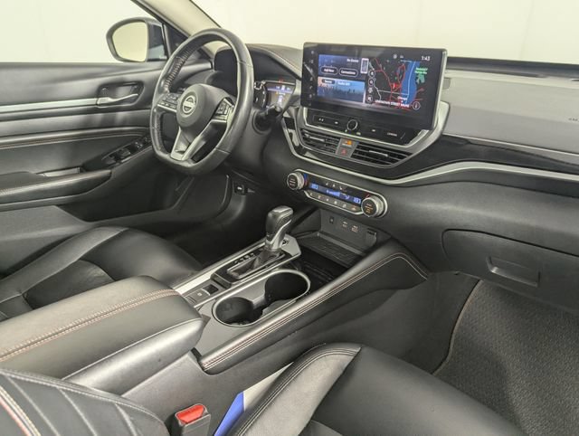 Used 2023 Nissan Altima 2.5 SR AWD/4WD image 30