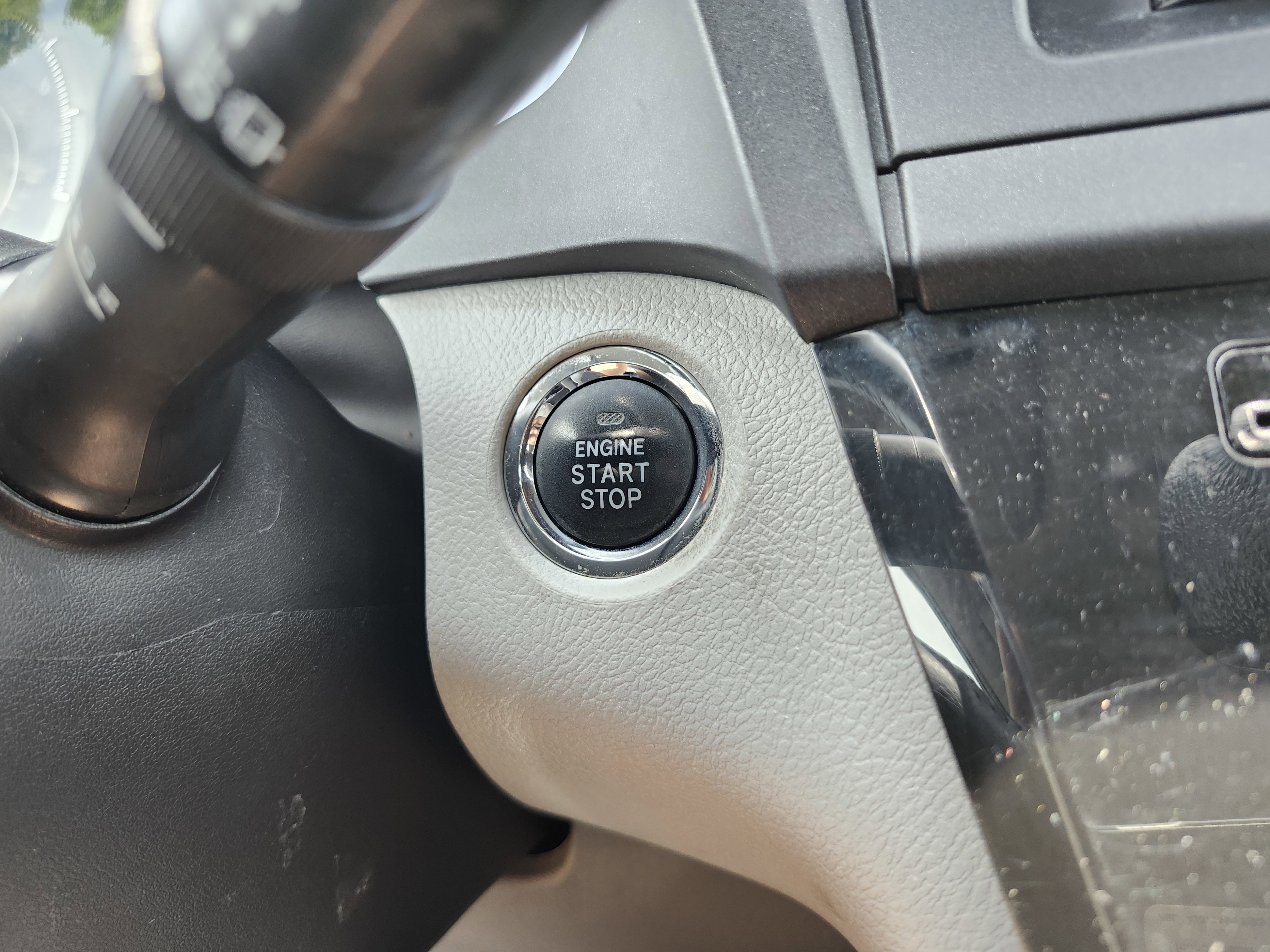 Used 2015 Toyota Sienna XLE Premium AWD/4WD image 9