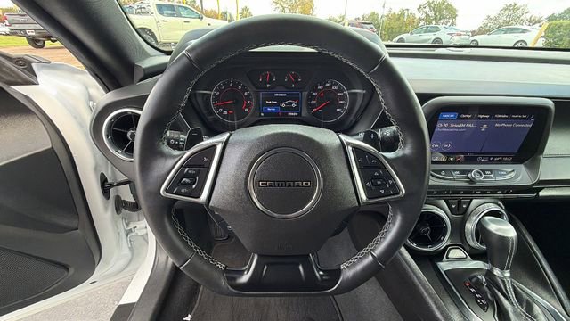 Used 2024 Chevrolet Camaro LT w/ Technology Package image 23