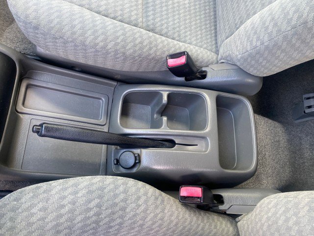 Used 2001 Suzuki Vitara JLS image 50