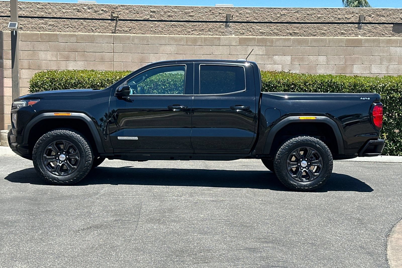Certified 2023 GMC Canyon Elevation w/ Convenience Package AWD/4WD image 7