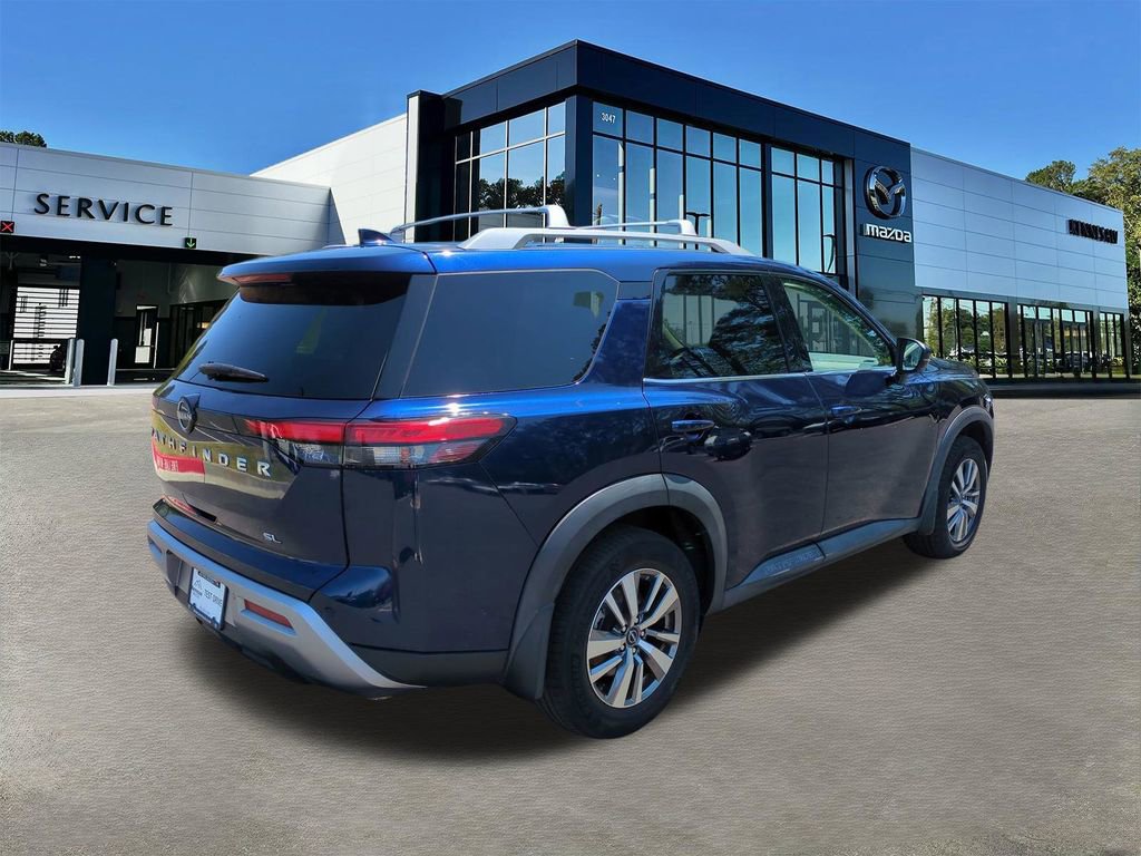 Used 2022 Nissan Pathfinder SL w/ Cargo Package image 4