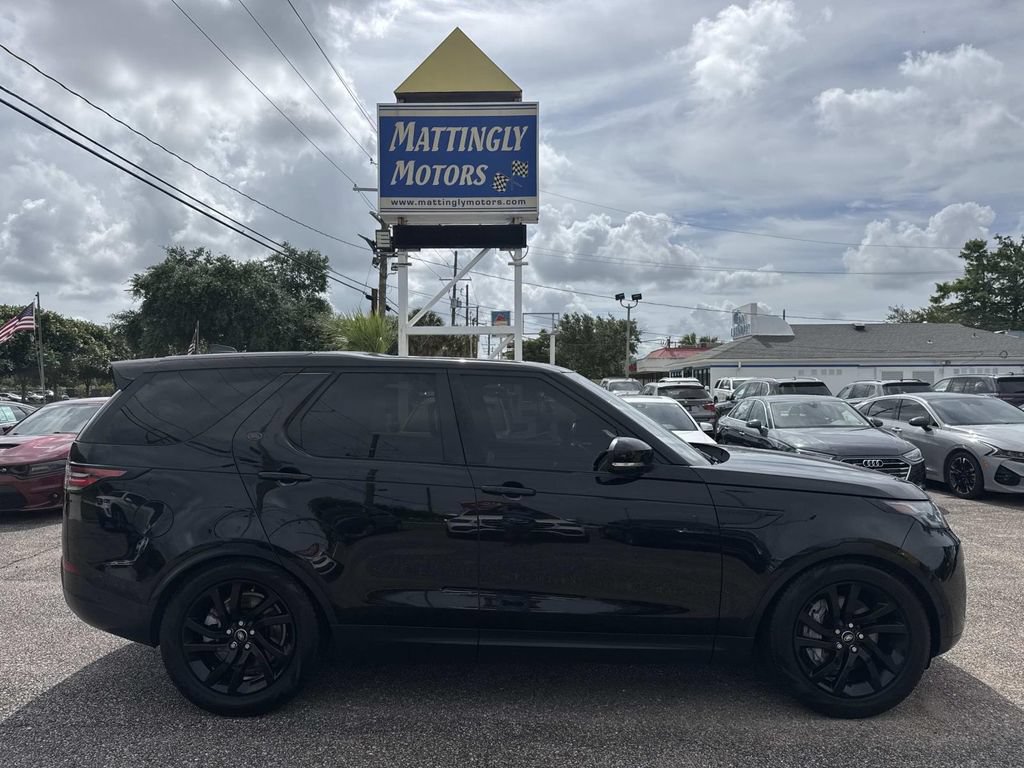 Used 2019 Land Rover Discovery HSE AWD/4WD image 10