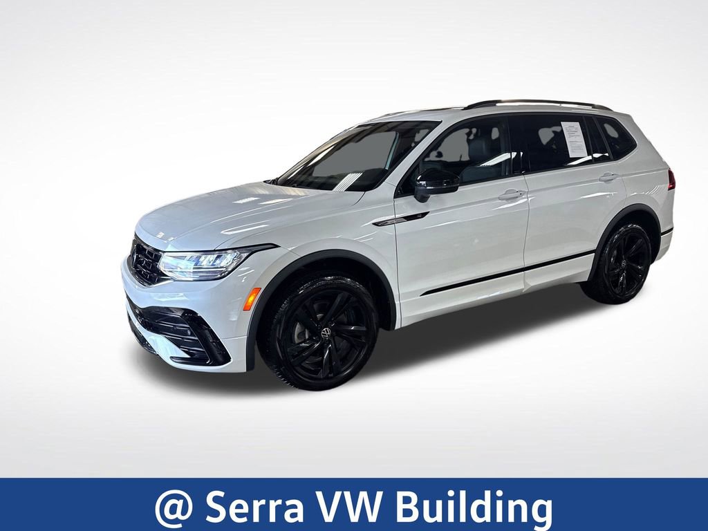 Used 2024 Volkswagen Tiguan SE R-Line AWD/4WD image 1