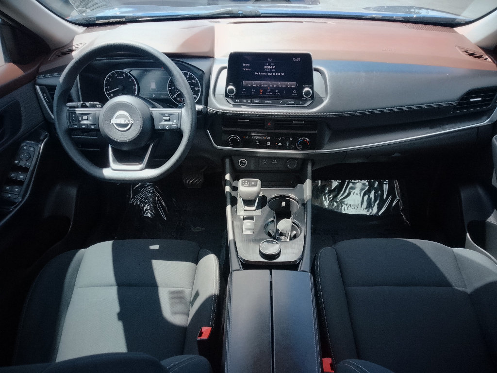 Used 2023 Nissan Rogue S AWD/4WD image 12