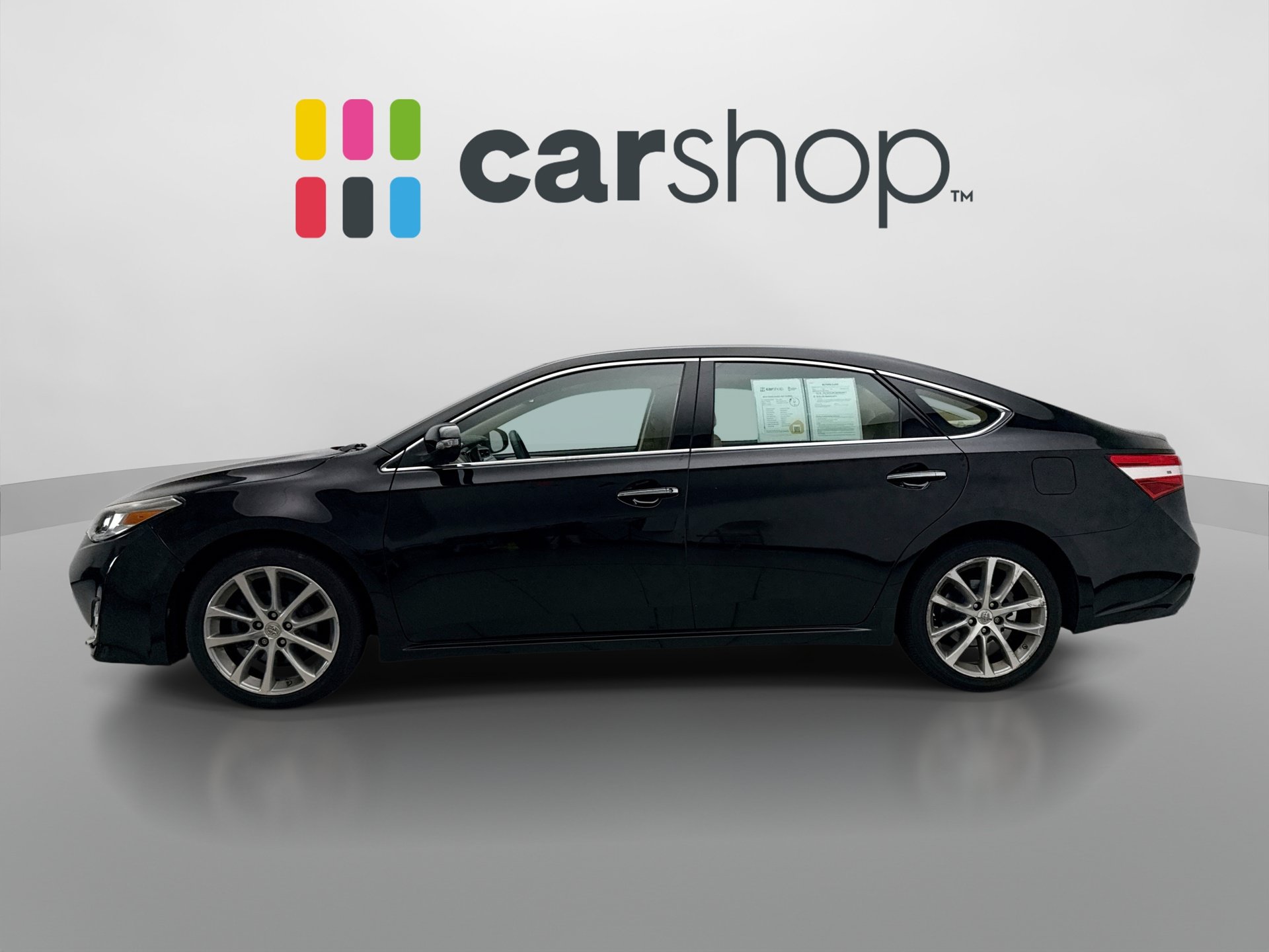 Used 2014 Toyota Avalon XLE Touring FWD image 2