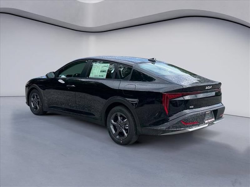 New 2026 Kia K4 FWD image 3