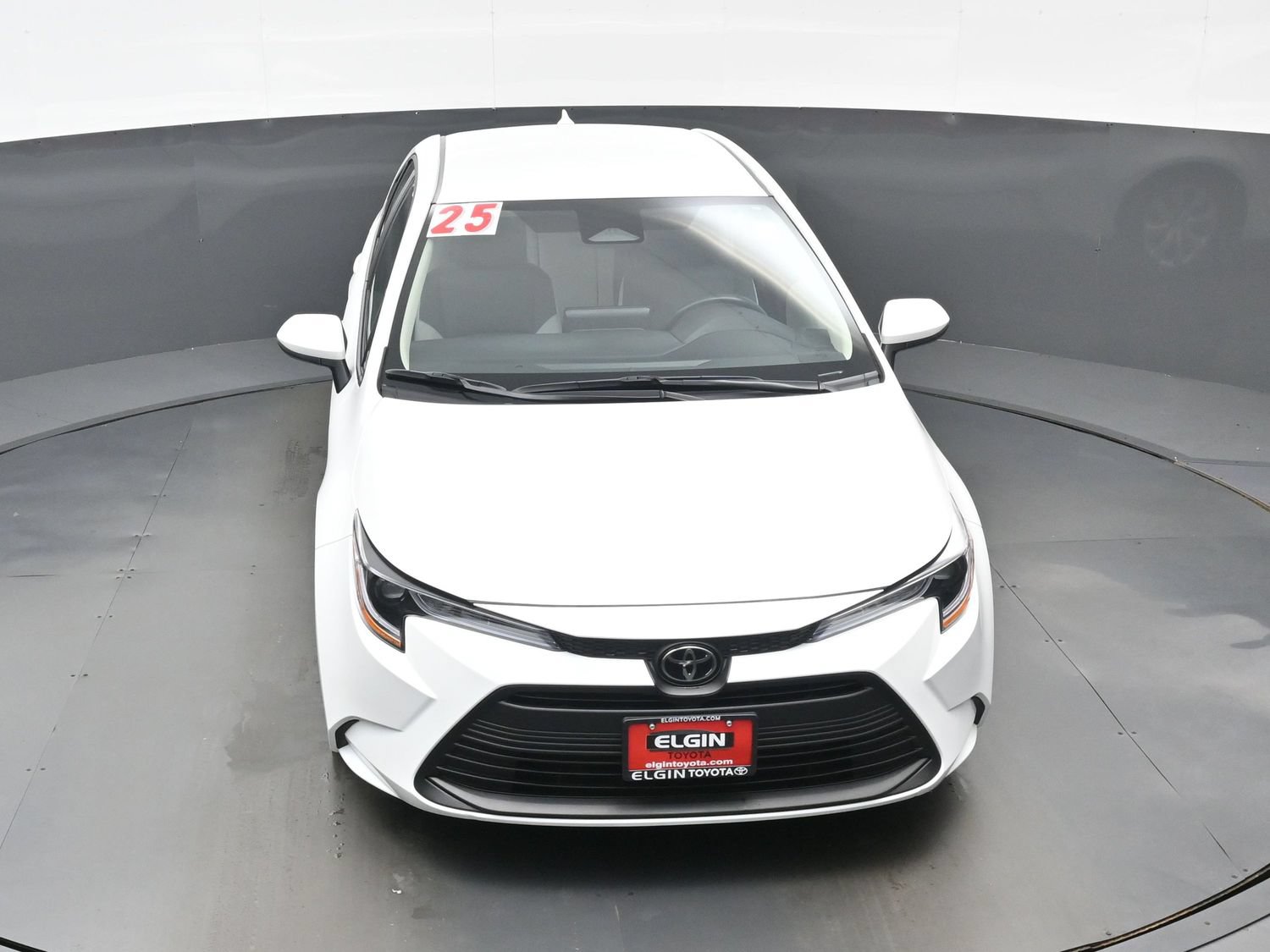 Used 2025 Toyota Corolla LE FWD image 33