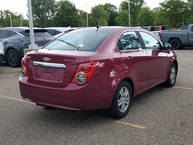 Used 2014 Chevrolet Sonic LT w/ LT Promotional Package FWD image 4