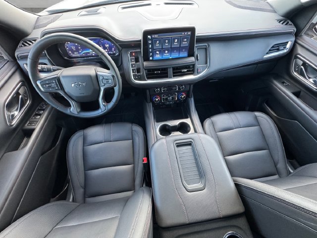 Used 2024 Chevrolet Suburban RST w/ Luxury Package AWD/4WD image 25