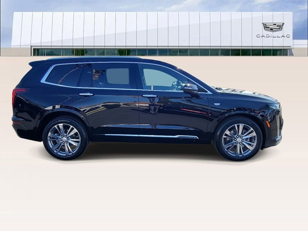 Certified 2023 Cadillac XT6 Premium Luxury image 9