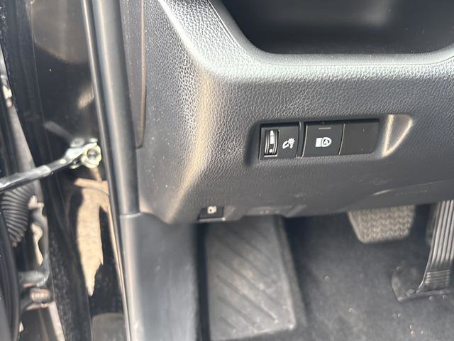 Used 2024 Toyota RAV4 AWD Hybrid image 22