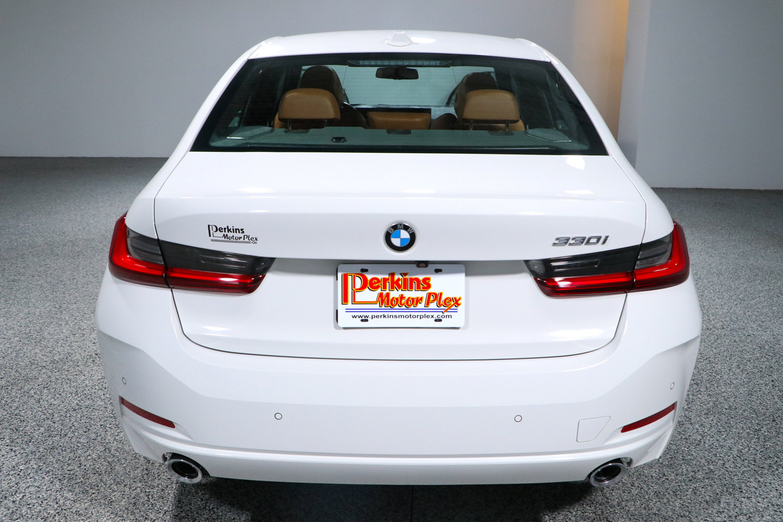 Used 2023 BMW 330i Sedan w/ Premium Package RWD image 7