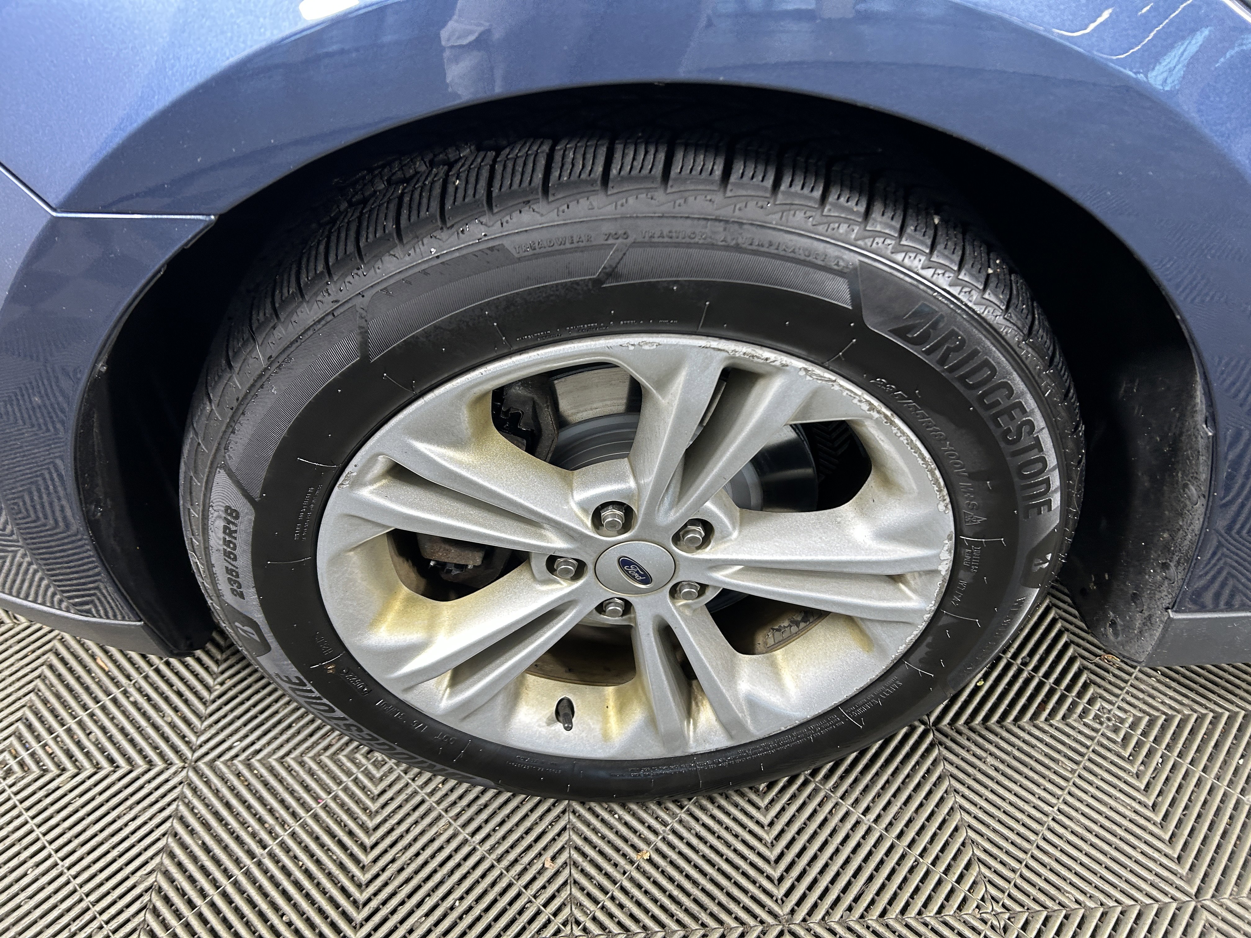 Used 2019 Ford Taurus SEL image 8