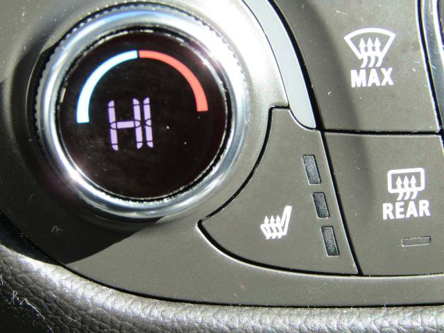 Used 2023 Chevrolet Equinox LT image 23