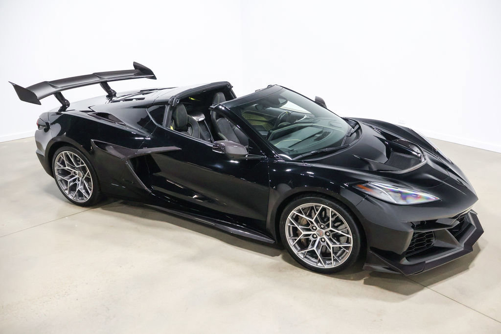 Used 2026 Chevrolet Corvette ZR1 w/ ZR1 Carbon Fiber Aero Package image 76