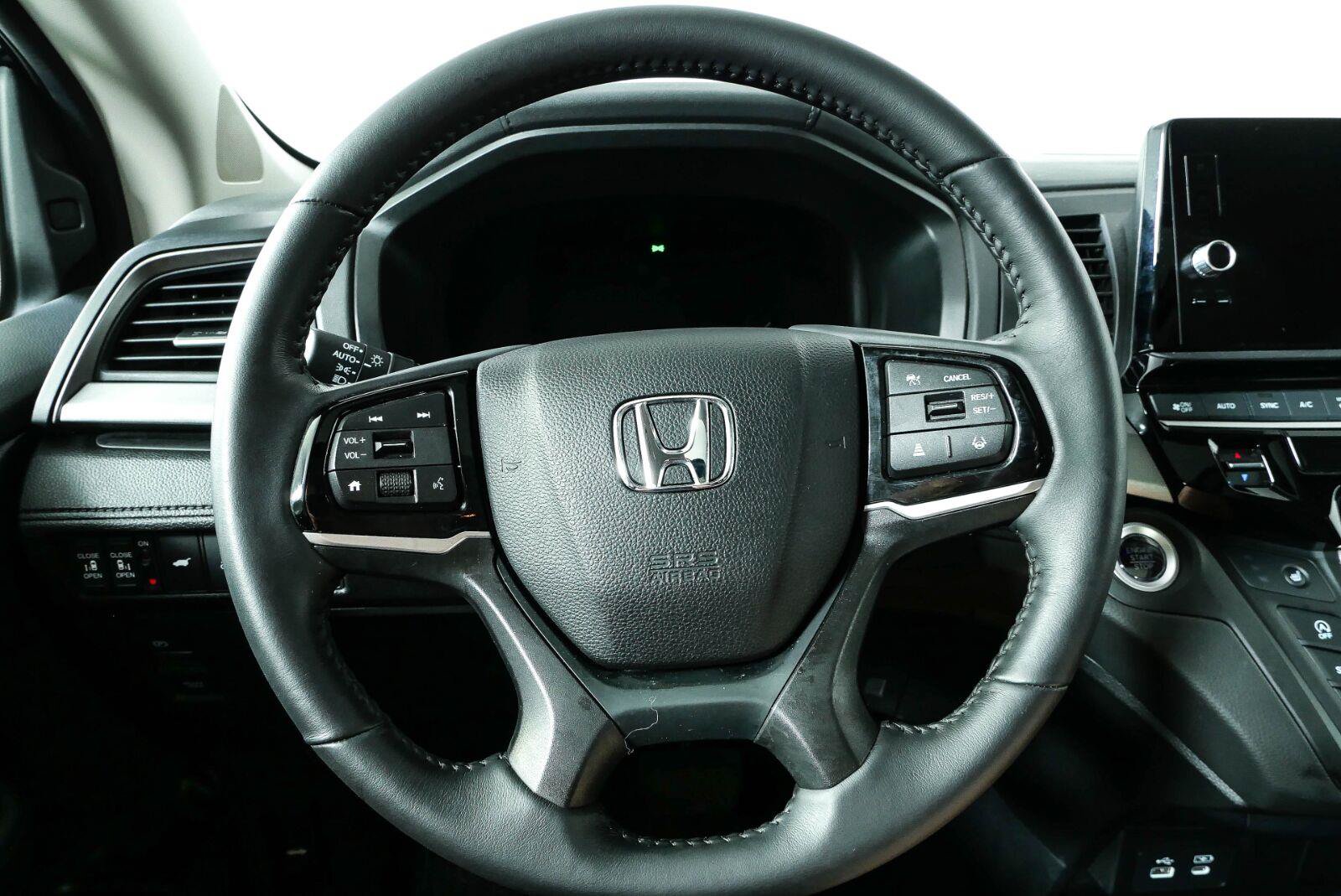 Used 2025 Honda Odyssey EX-L image 8
