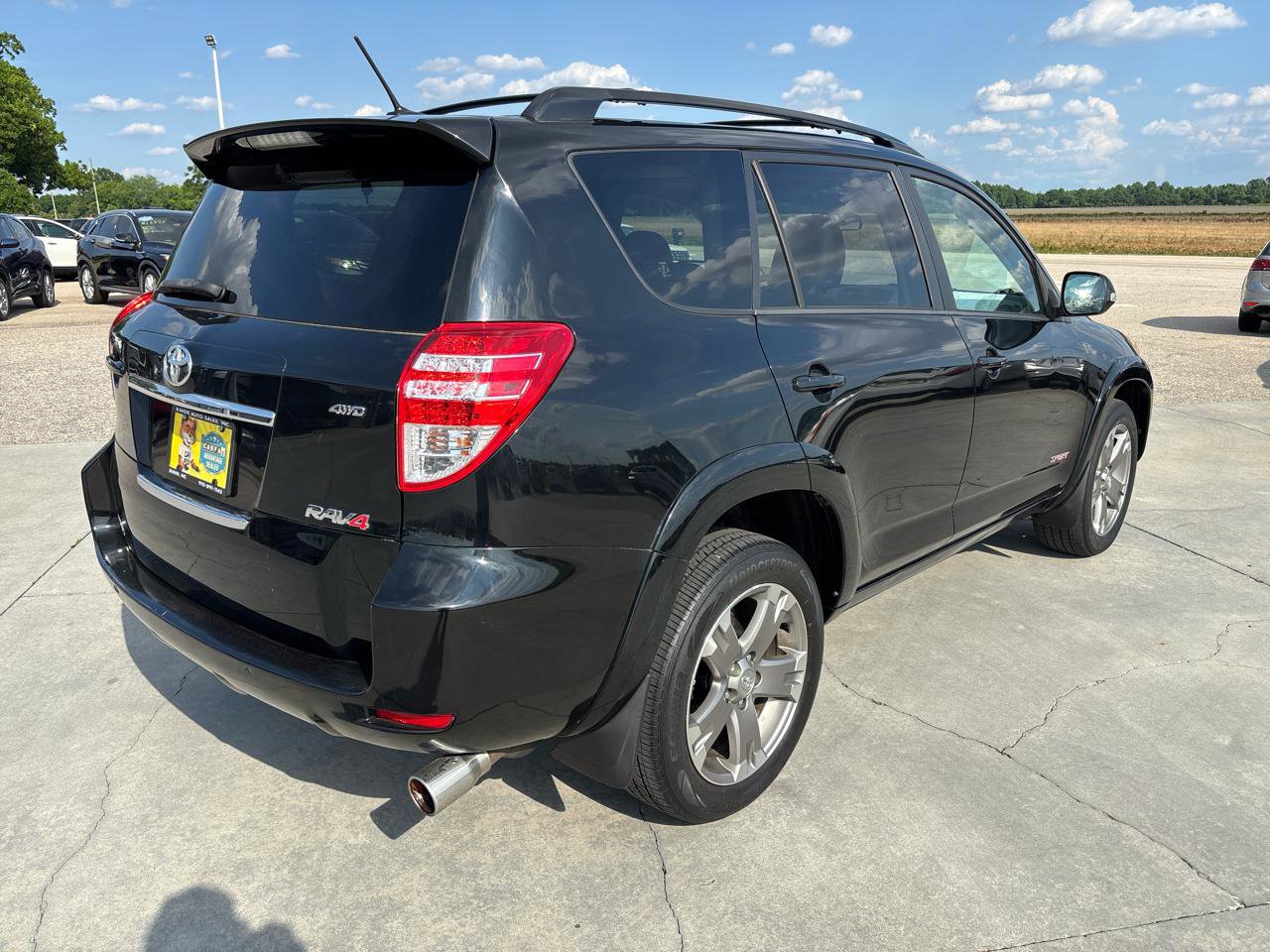 Used 2011 Toyota RAV4 Sport w/ Sport Appearance Pkg AWD/4WD image 4