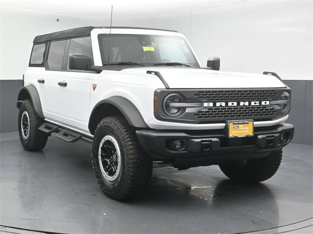 Certified 2023 Ford Bronco Badlands w/ Sasquatch Package