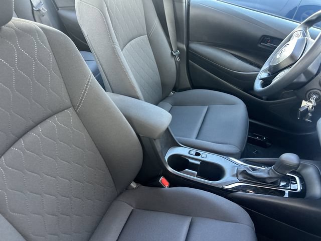 Used 2025 Toyota Corolla LE FWD image 31