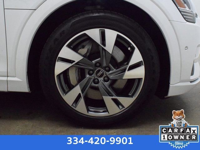 Used 2021 Audi e-tron Premium Plus w/ Premium Plus Package image 40