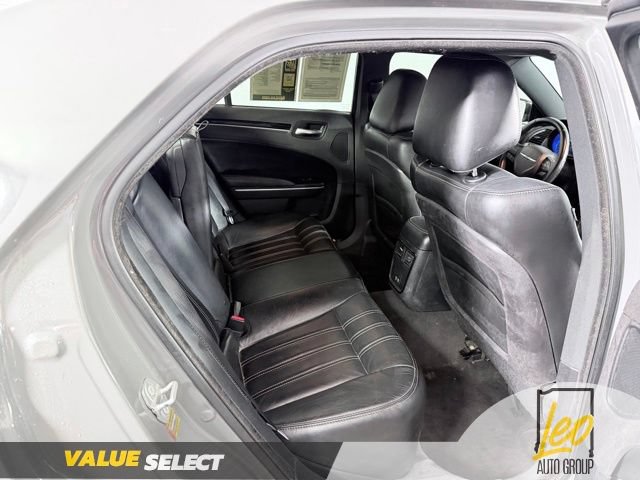 Used 2017 Chrysler 300 S AWD/4WD image 8