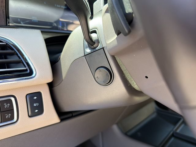 Used 2024 Lincoln Navigator Premiere AWD/4WD image 54