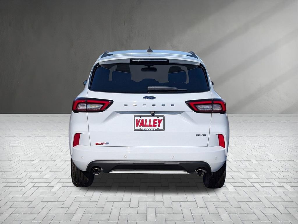 Used 2023 Ford Escape ST-Line w/ Tech Pack #1 image 9