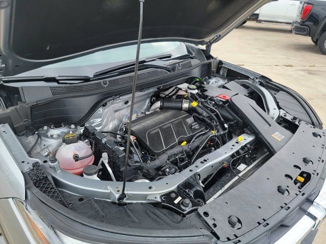 Used 2026 Chevrolet Trax LT FWD image 28