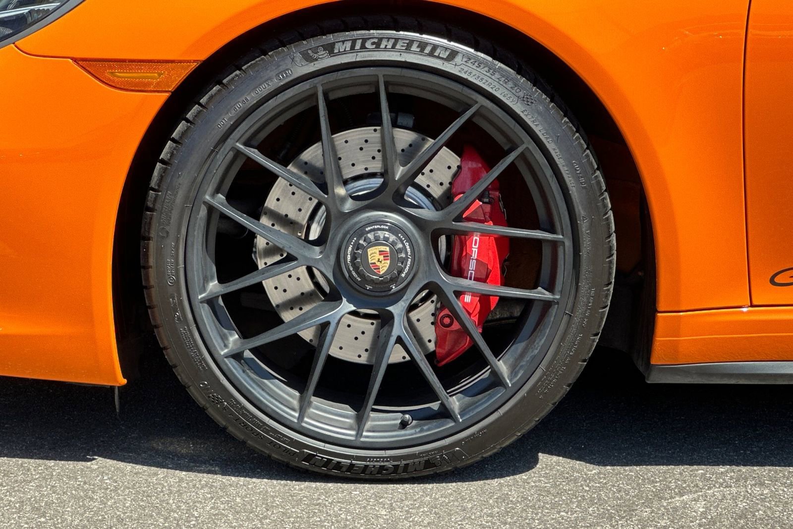 Used 2018 Porsche 911 Targa 4 GTS image 45