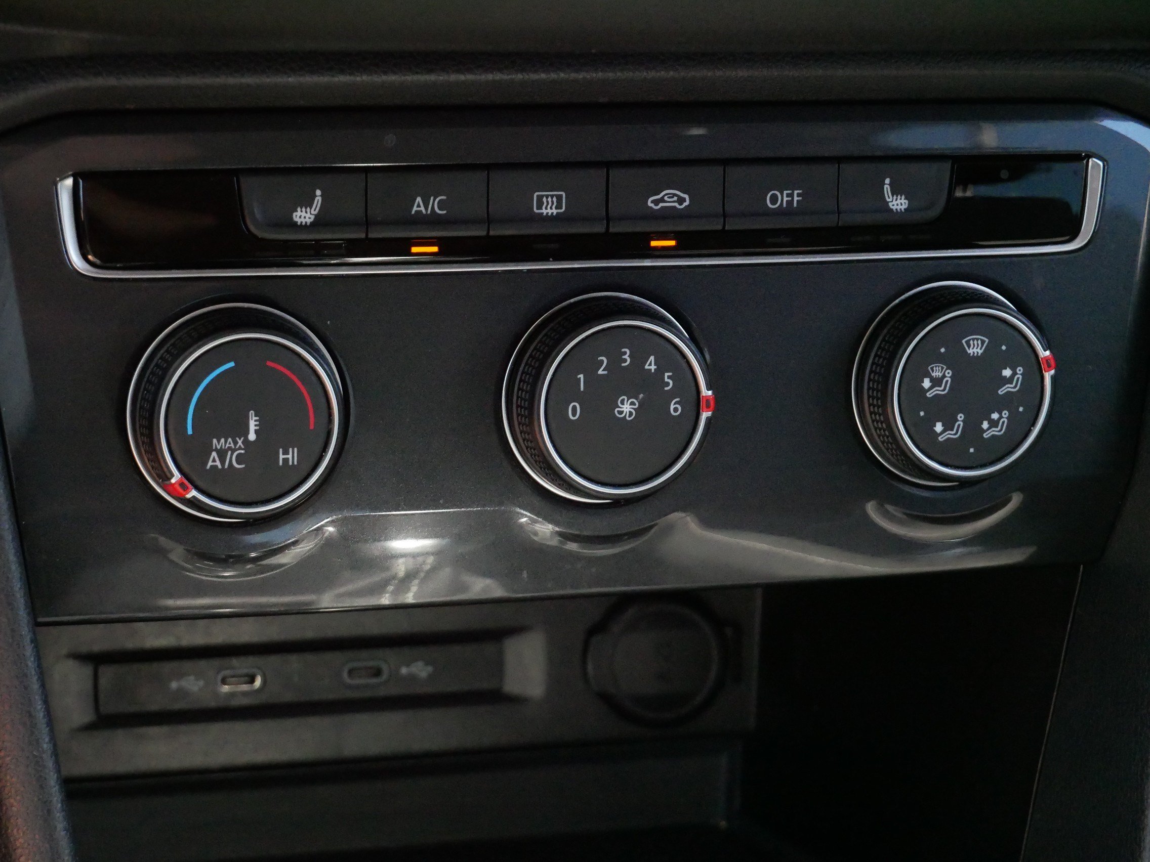 Certified 2022 Volkswagen Tiguan S AWD/4WD image 23