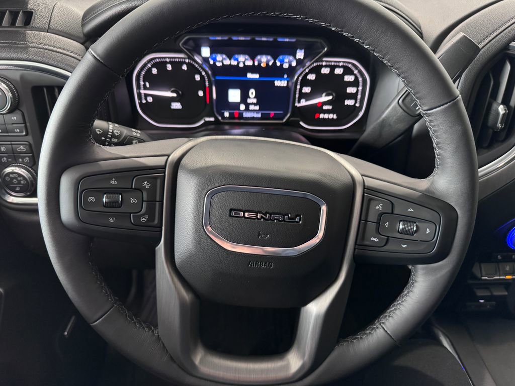 Used 2022 GMC Sierra 2500 Denali AWD/4WD image 15