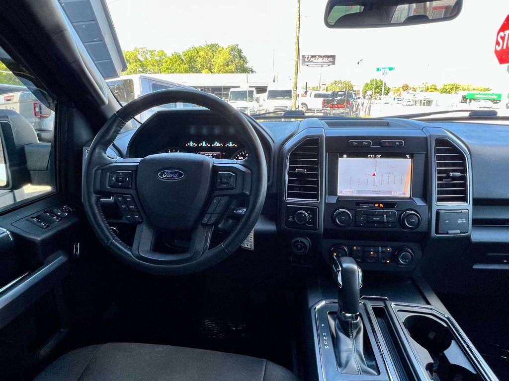 Used 2019 Ford F150 XLT w/ Equipment Group 302A Luxury AWD/4WD image 40