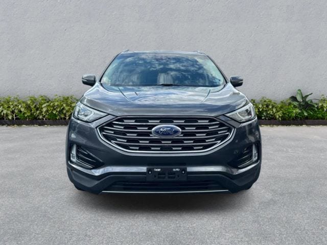 Used 2019 Ford Edge SEL w/ Equipment Group 201A AWD/4WD image 3